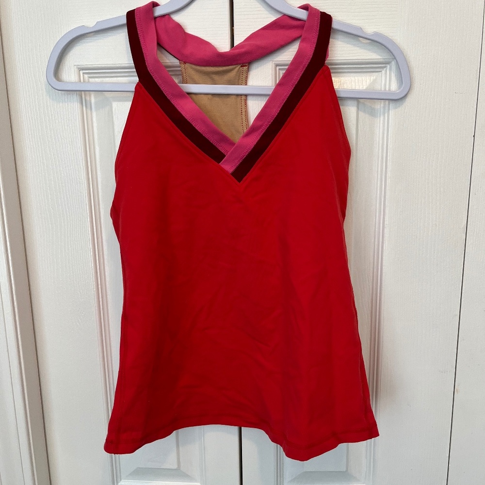 Lululemon size 8 athletic top